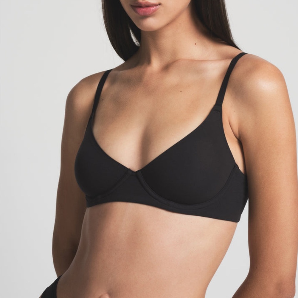 SKIMS Fits Everybody Unlined Demi Bra- Black Women's Bra